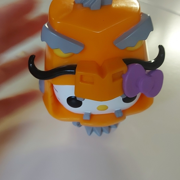 Hello kitty funko space - Picture 6 of 7